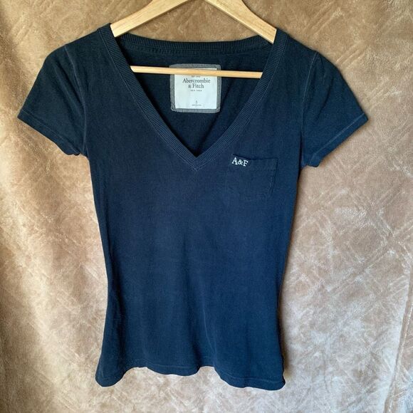 Abercrombie & Fitch Tops - Y2K Abercrombie V-Neck Pocket Tee – Preppy Soft Cotton